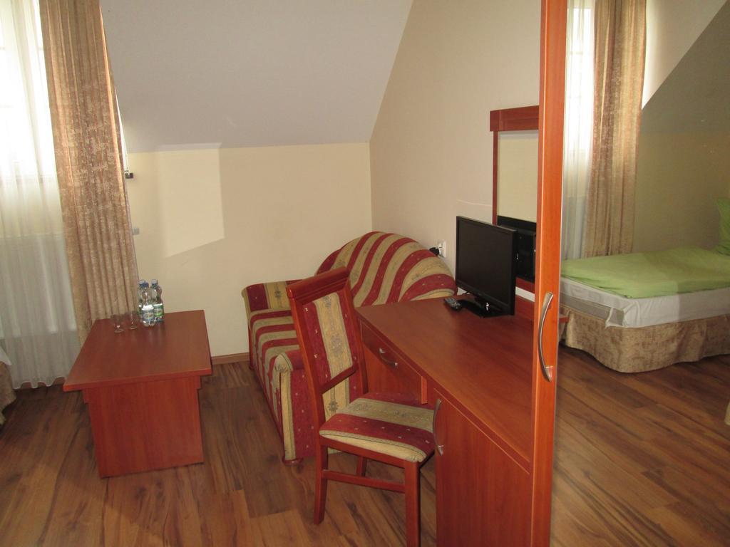 Magnat Hotel Restauracja Brodnica  Oda fotoğraf