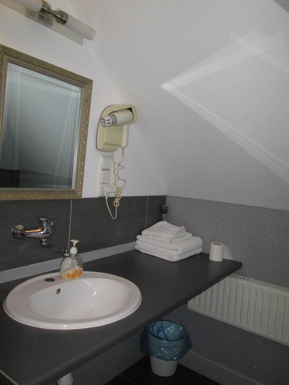 Magnat Hotel Restauracja Brodnica  Oda fotoğraf